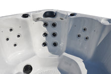 Load image into Gallery viewer, Bowen 6 Hot Tub - In Stock Now