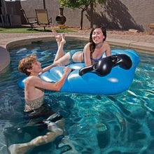 Load image into Gallery viewer, Inflatable Giant Surfin Stingray
