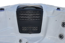 Load image into Gallery viewer, Brunswick 6 Hot Tub - In Stock Now